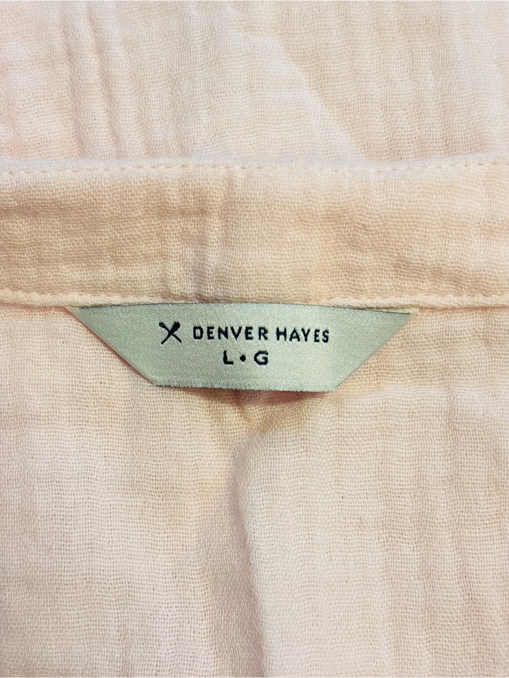 Denver Hayes Peach Crinkle V-Neck Tank - Picture 4 of 5